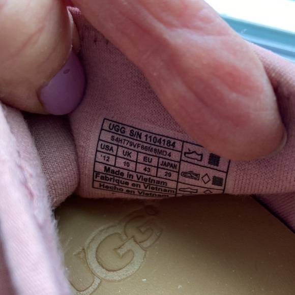 Men's Treadlite by UGG Sneakers - Picture 12 of 12